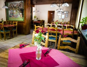 Restaurant-Hiddi.jpg