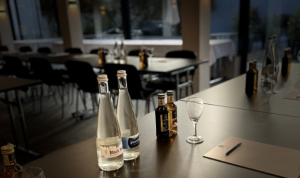 Restaurant-zur-Flueh_Kleiner-Saal-1.png